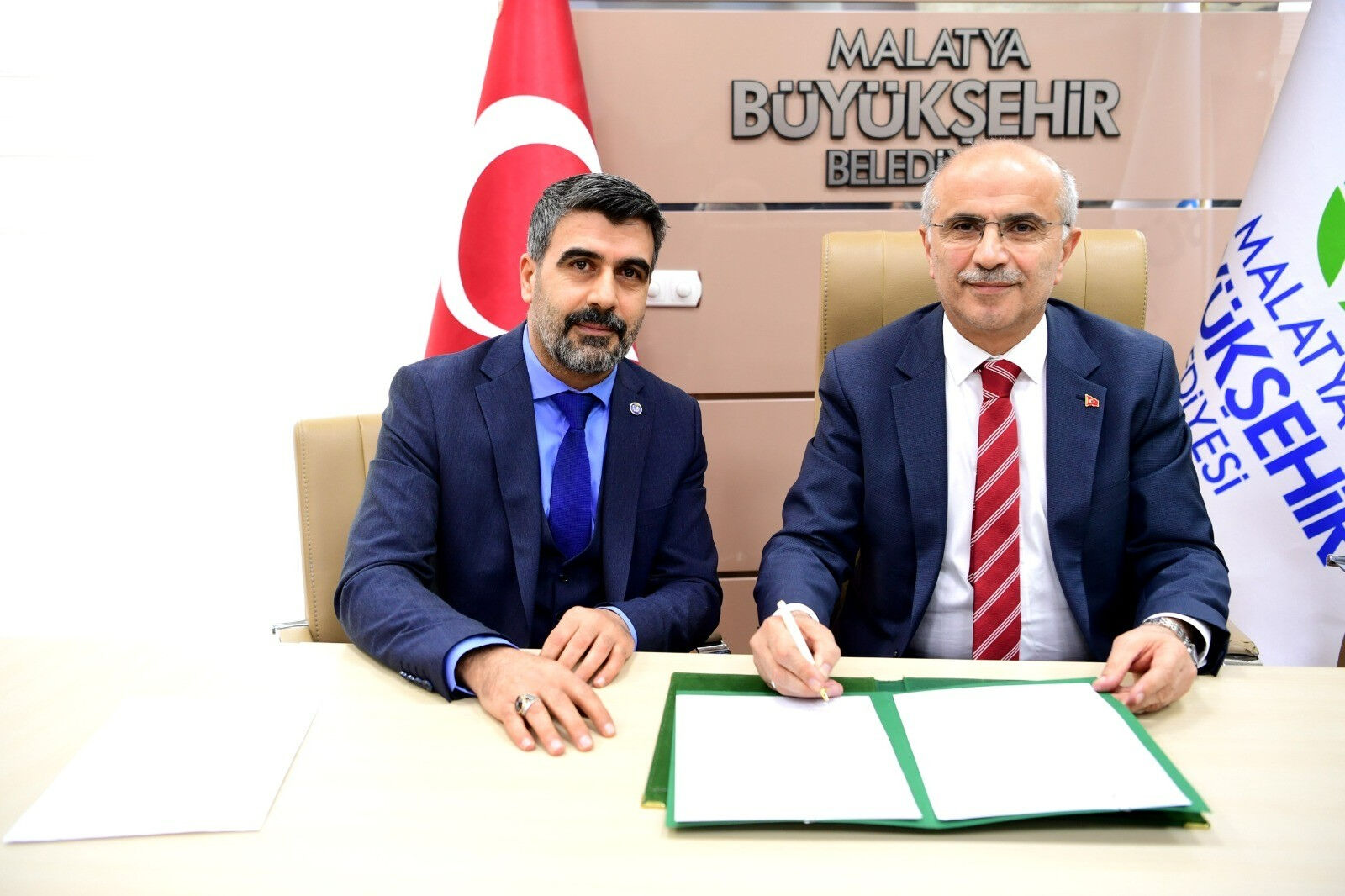Belediye Çalışanlarına Zam En Düşük Işçi Maaşı 46 Bin Tl'ye Yükseldi (2)