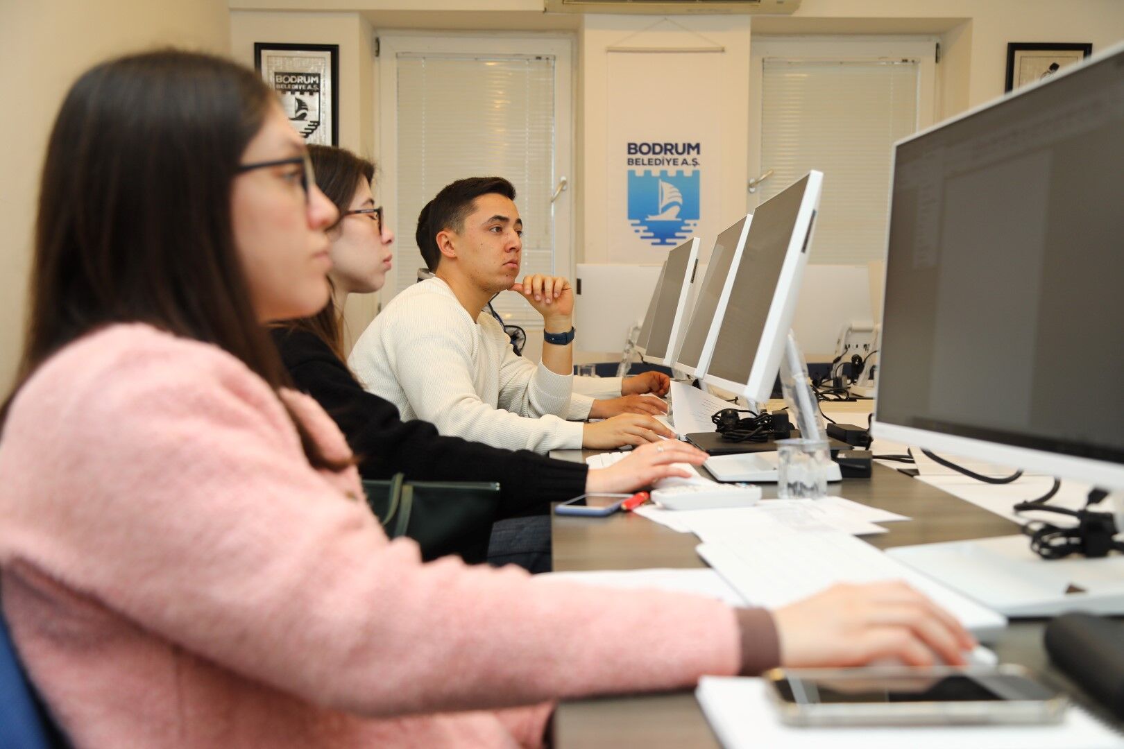 Bodrum Belediyesi Personeline Bilgisayar Programı Eğitimi Düzenliyor (2)