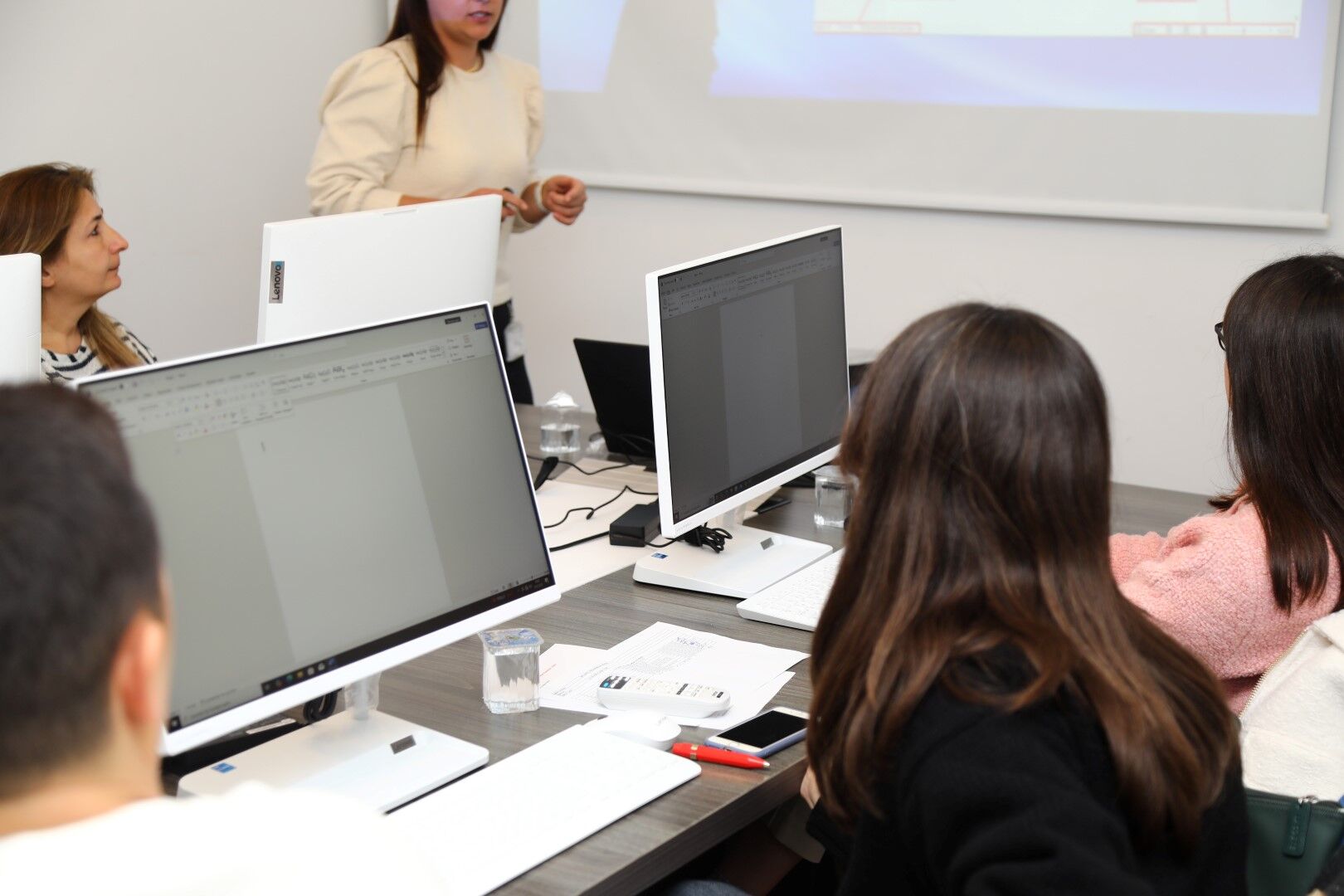 Bodrum Belediyesi Personeline Bilgisayar Programı Eğitimi Düzenliyor (3)