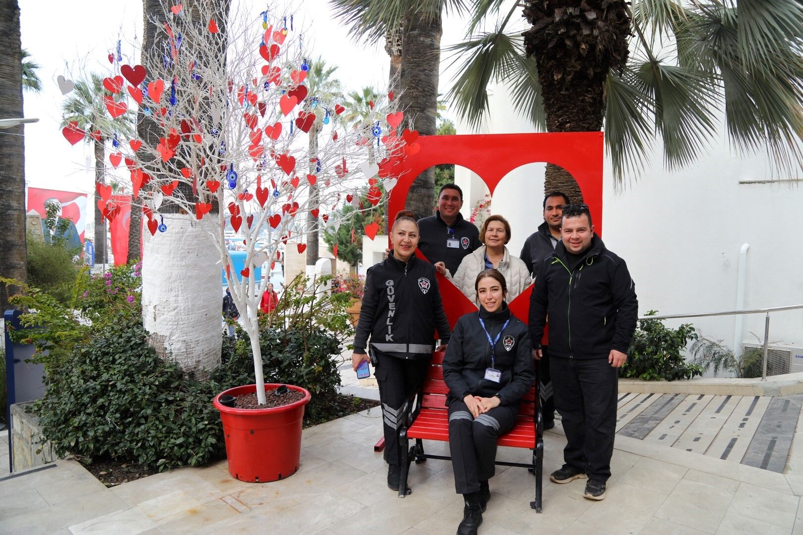 Bodrum Belediyesi’nden 14 Şubat’a Özel Sevgi Dolu Fotoğraf Alanları (5)