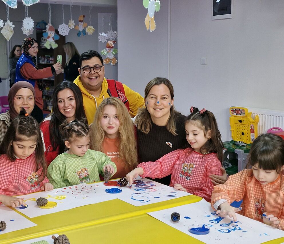 Bornova Gençlik Merkezi'nden Miniklere Neşeli Bir Gün (2)