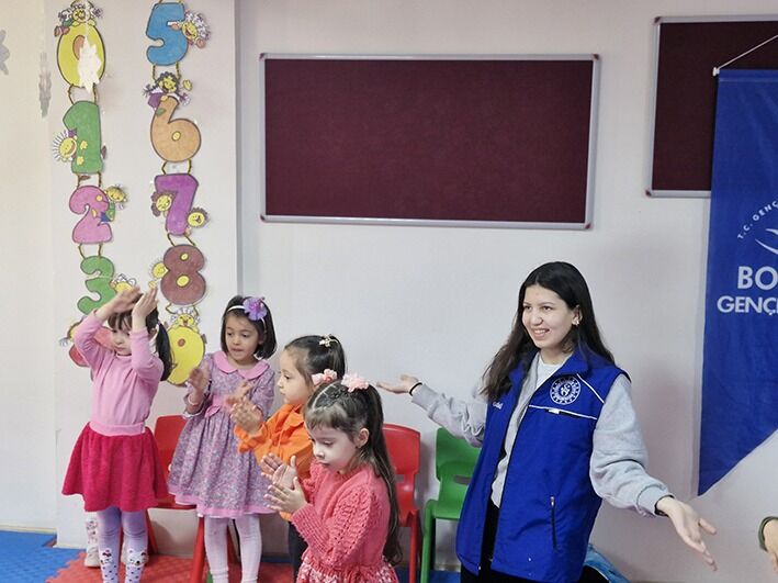 Bornova Gençlik Merkezi'nden Miniklere Neşeli Bir Gün (3)