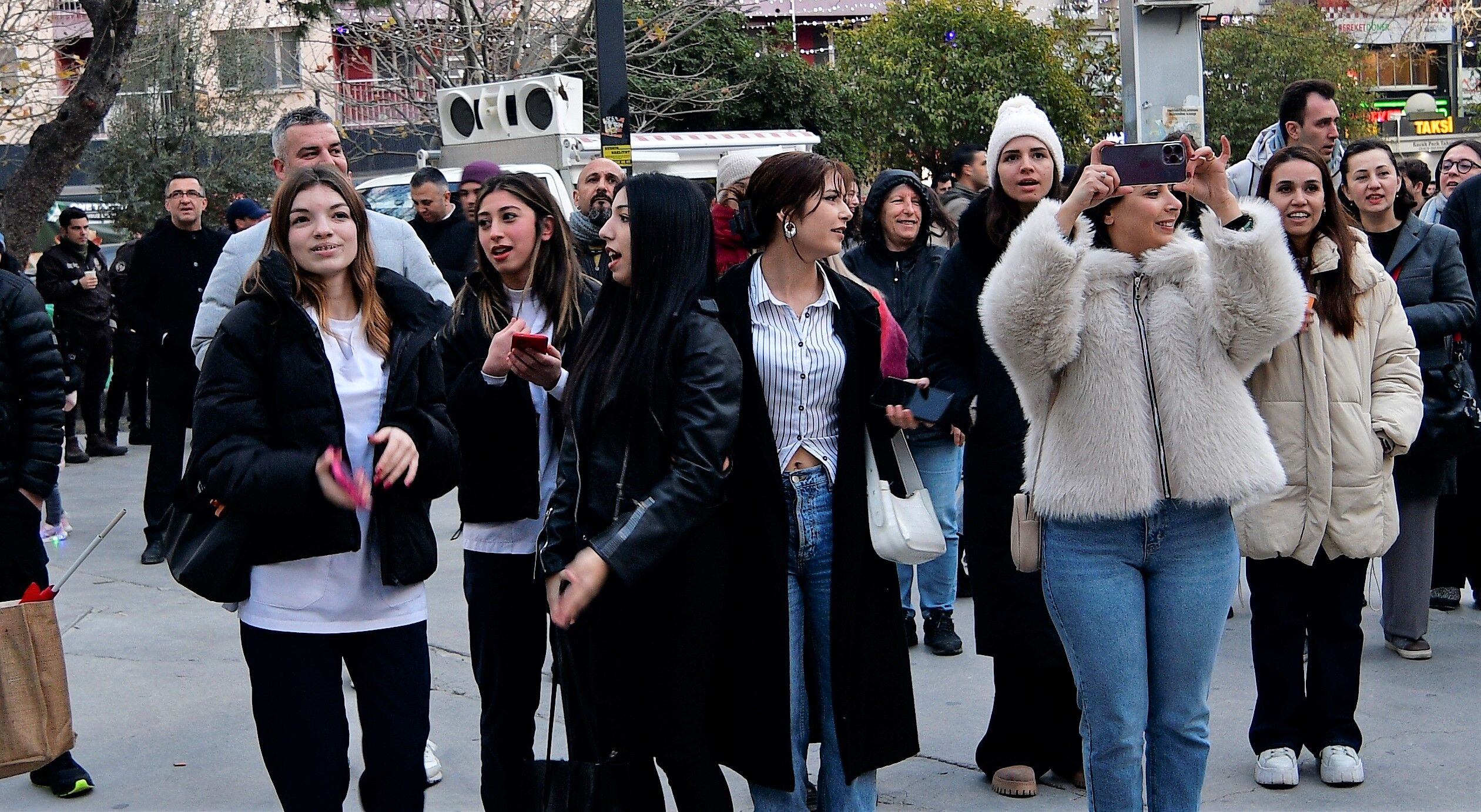 Bornova’da Aşk Ve Müzik Rüzgarı Esti (4)