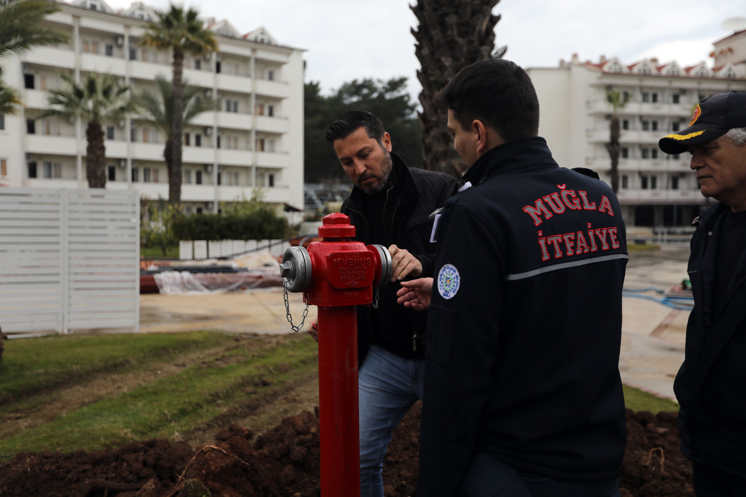 Büyükşehir Tesislerde Yangın Denetimlerine Devam Ediyor (14)