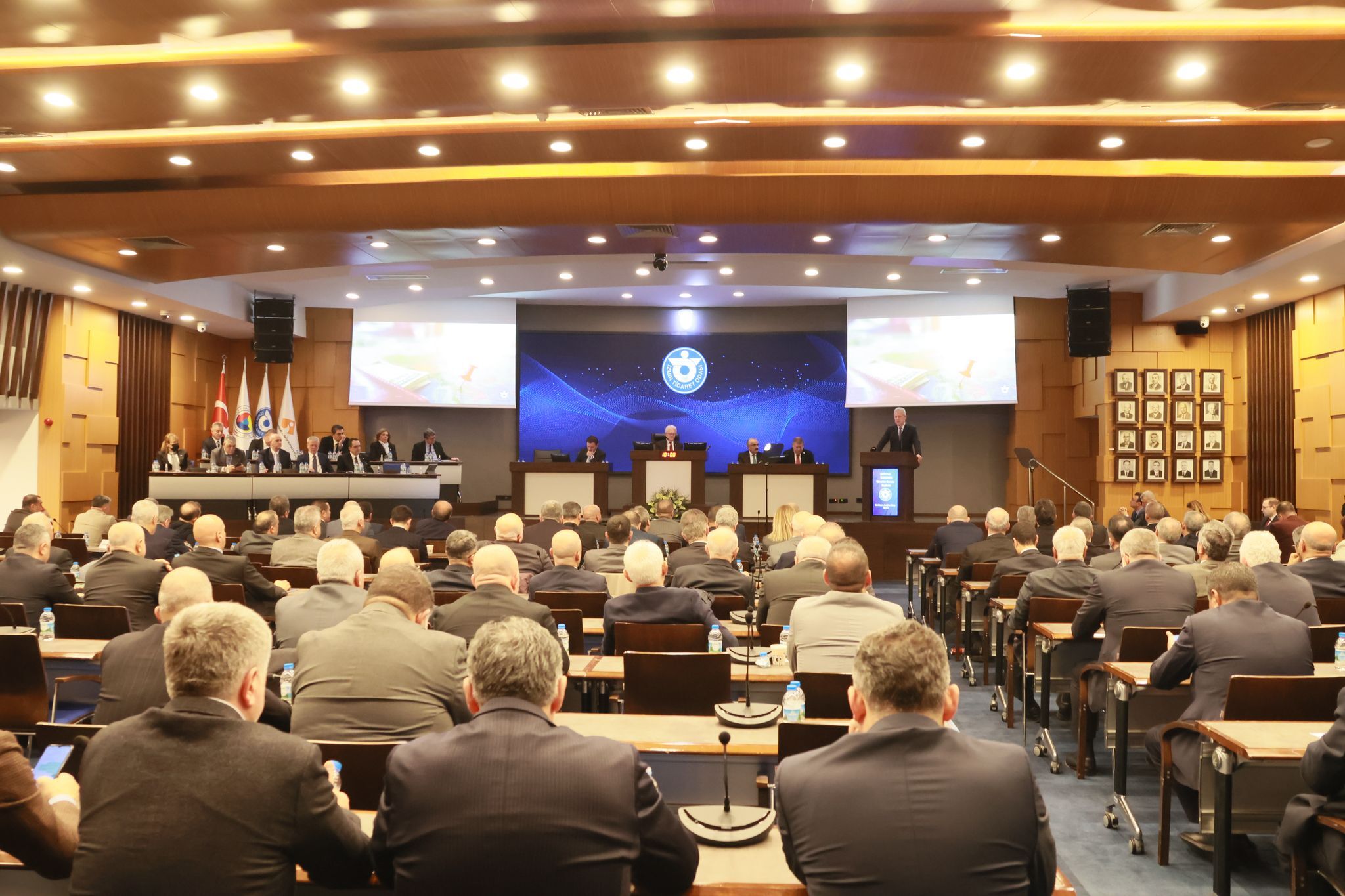 Cari Açığın Artmasıyla ‘Para Politikasında Olumsuz’ Sinyal Verildi (3)