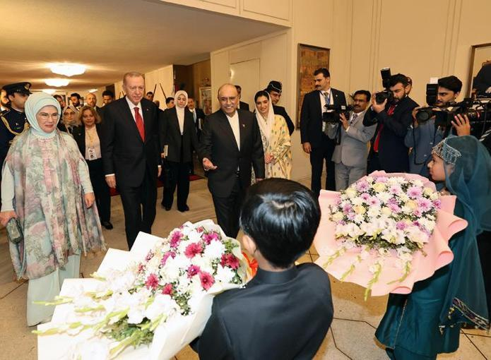 Cumhurbaşkanı Erdoğan, Pakistan Cumhurbaşkanı Zerdari Ile Görüştü2