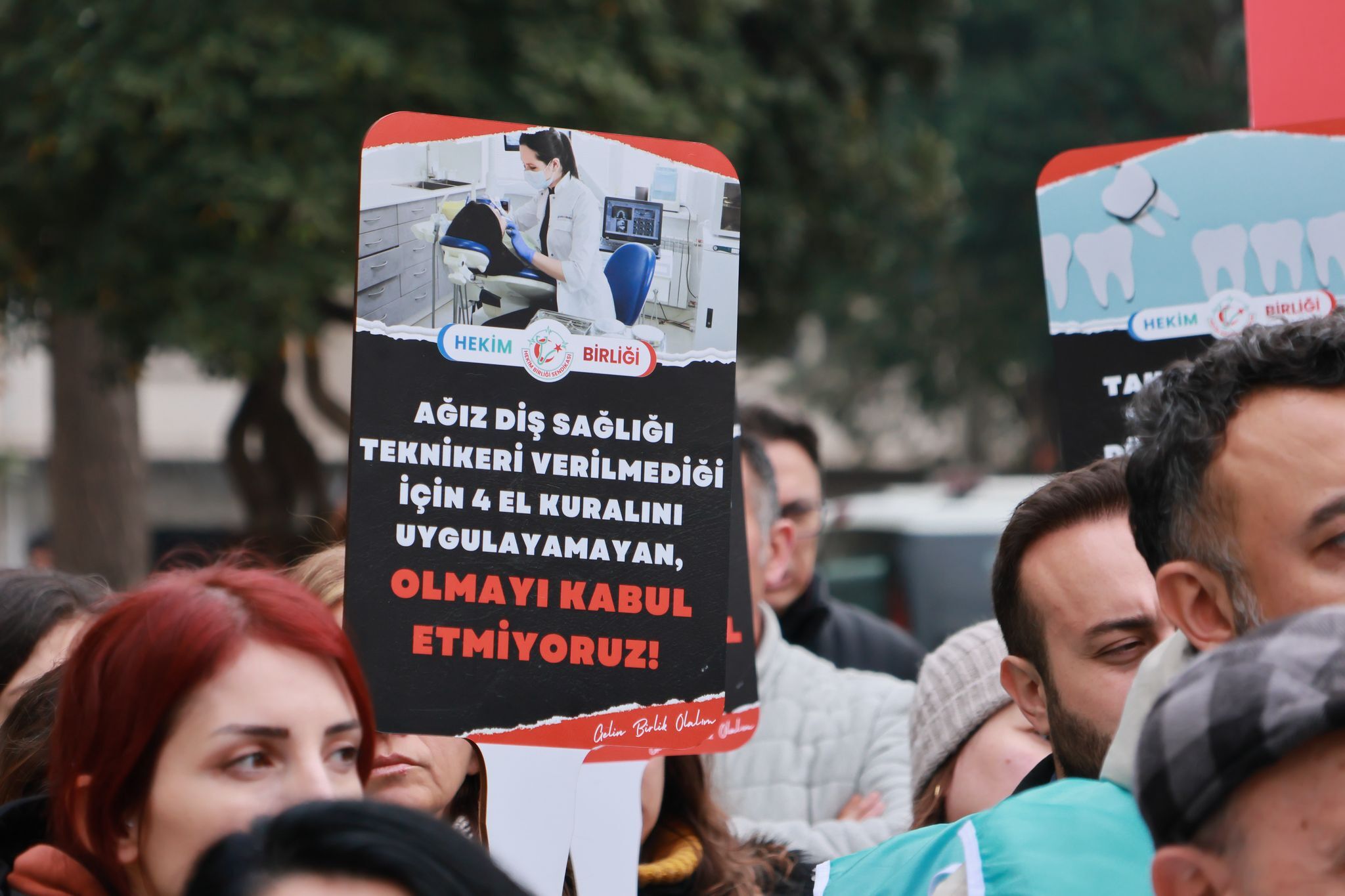 Diş Hekimleri İzmir'de Sesini Duyurdu Sıkacak ‘Diş’ Kalmadı (1)