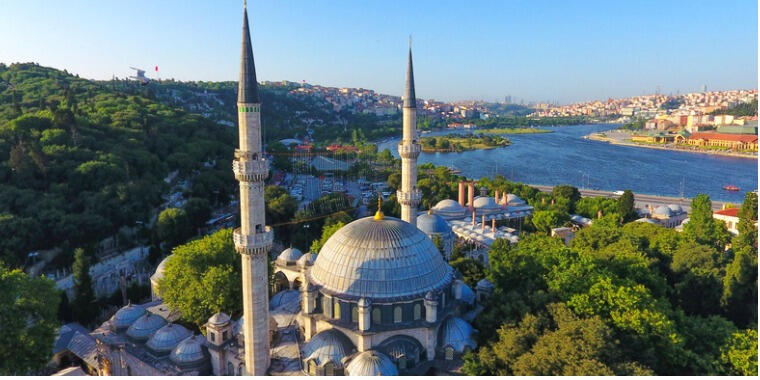 Eyüpsultan’da Çatlayan Binalar Mühürlendi-1
