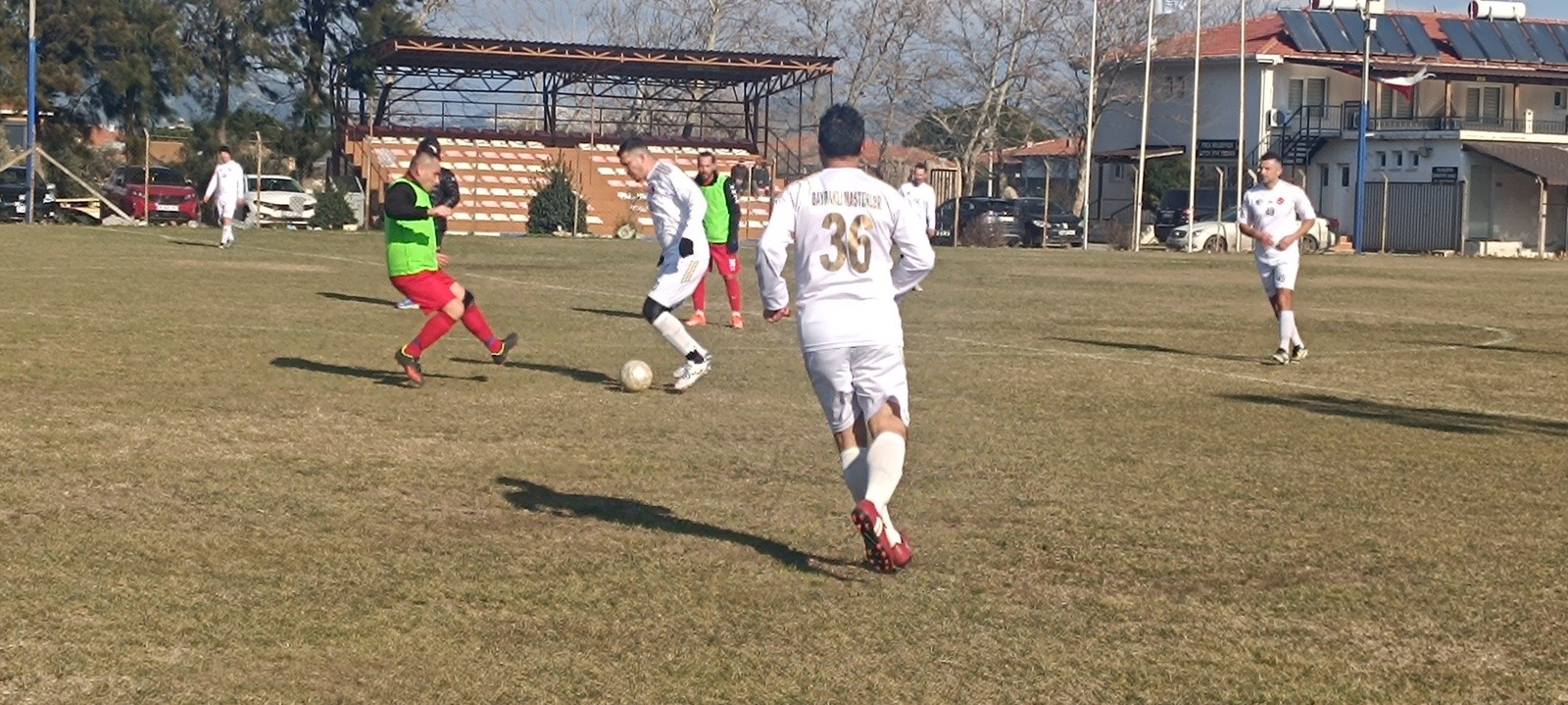 Foça Belediye Masterler Ve Bayraklı Masterler Berabere Kaldı (2)