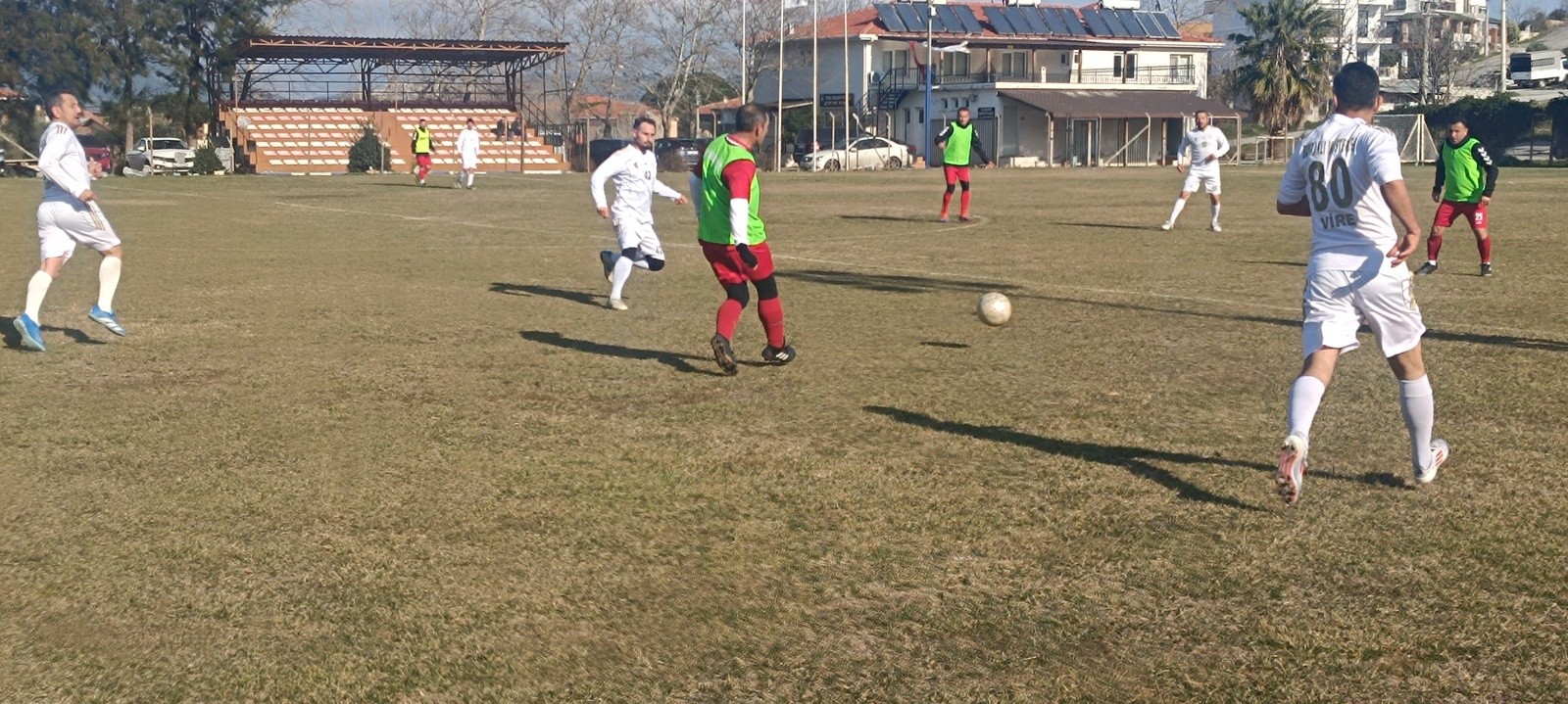 Foça Belediye Masterler Ve Bayraklı Masterler Berabere Kaldı (4)