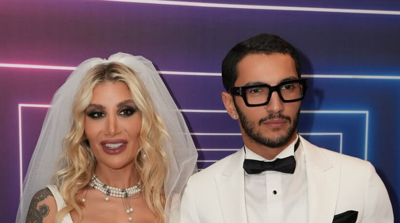 Gelinlikle Fotoğraf Paylaştı, Ortalık Karıştı! İrem Derici'den Evlilik Iddialarına Yanıt 1