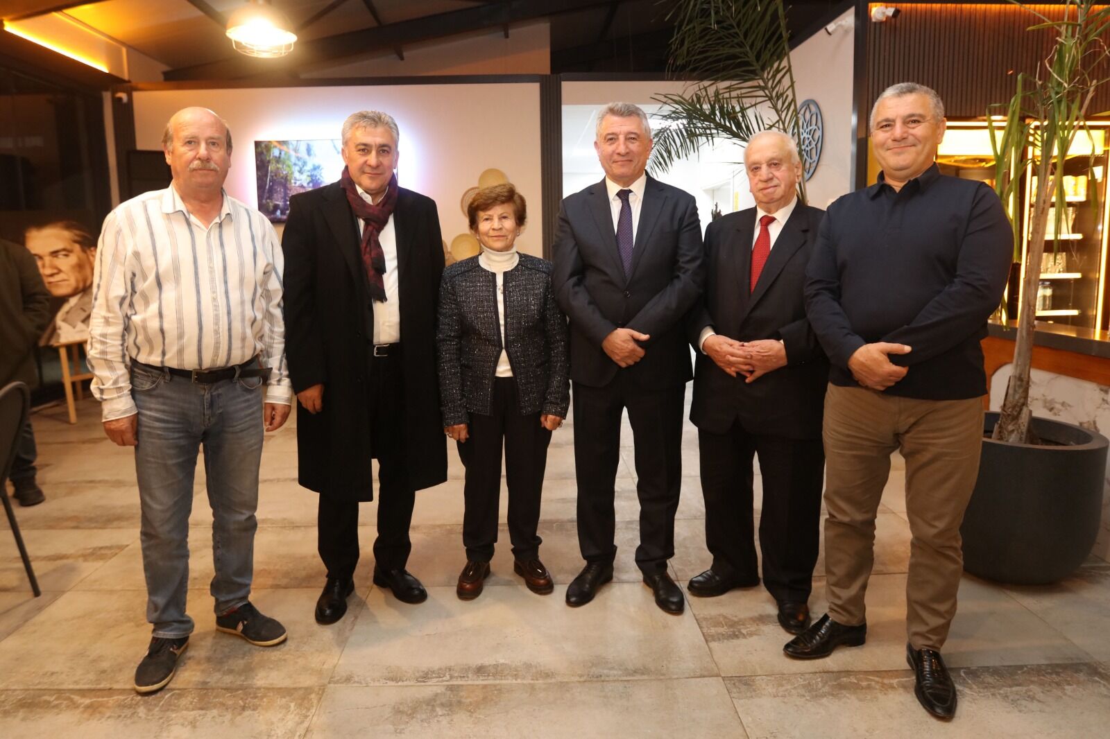 Güzelbahçe’de Farklı Partilerden Isimler Aynı Masada Buluştu (4)