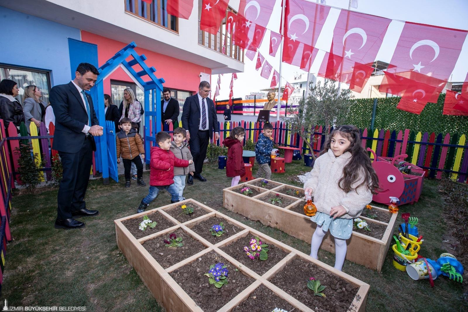 İzmir Büyükşehir Belediyesi Çocuklara ''Yuva'' Oldu (4)
