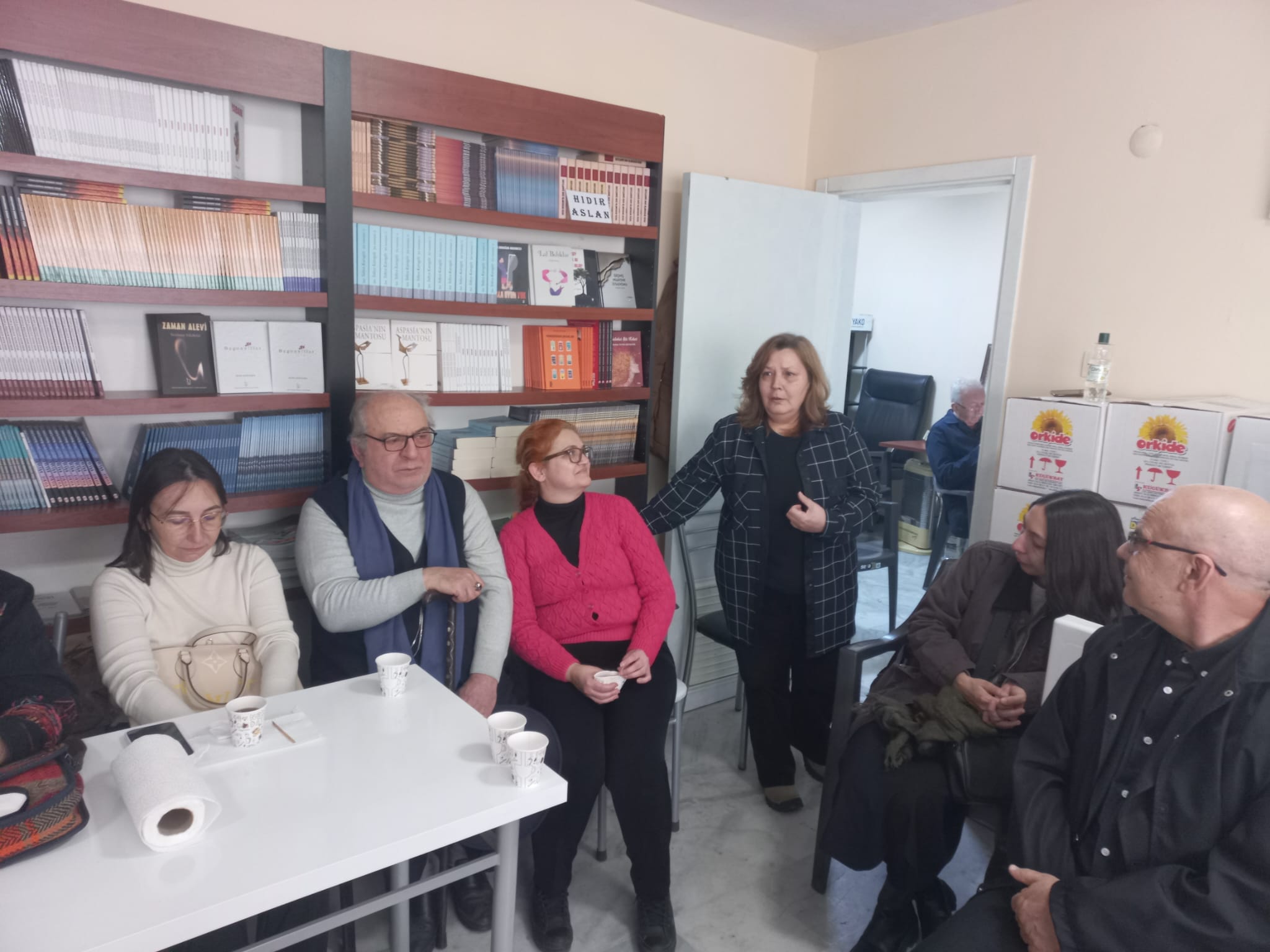 İzmir Yazarlar Kooperatifi'nden Ercan Doğu'ya Vefa (1)