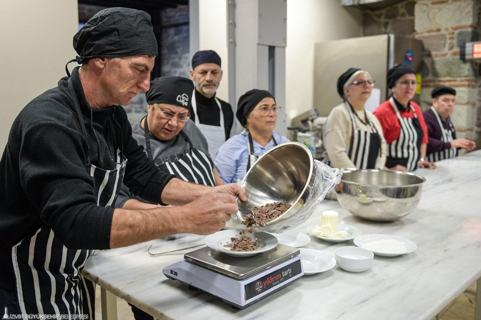 İzmir'de Işitme Engellilere Fransız Şeften Pastacılık Kursu (4)