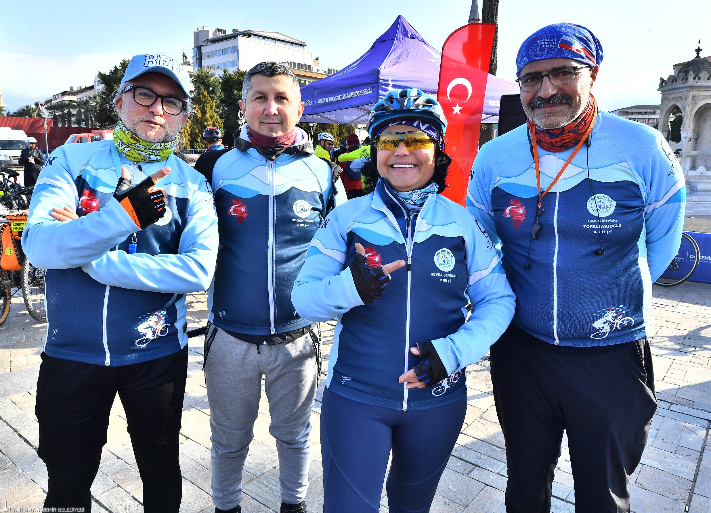 İzmir’de Pedallar Sağlık Için Çevrildi (2)