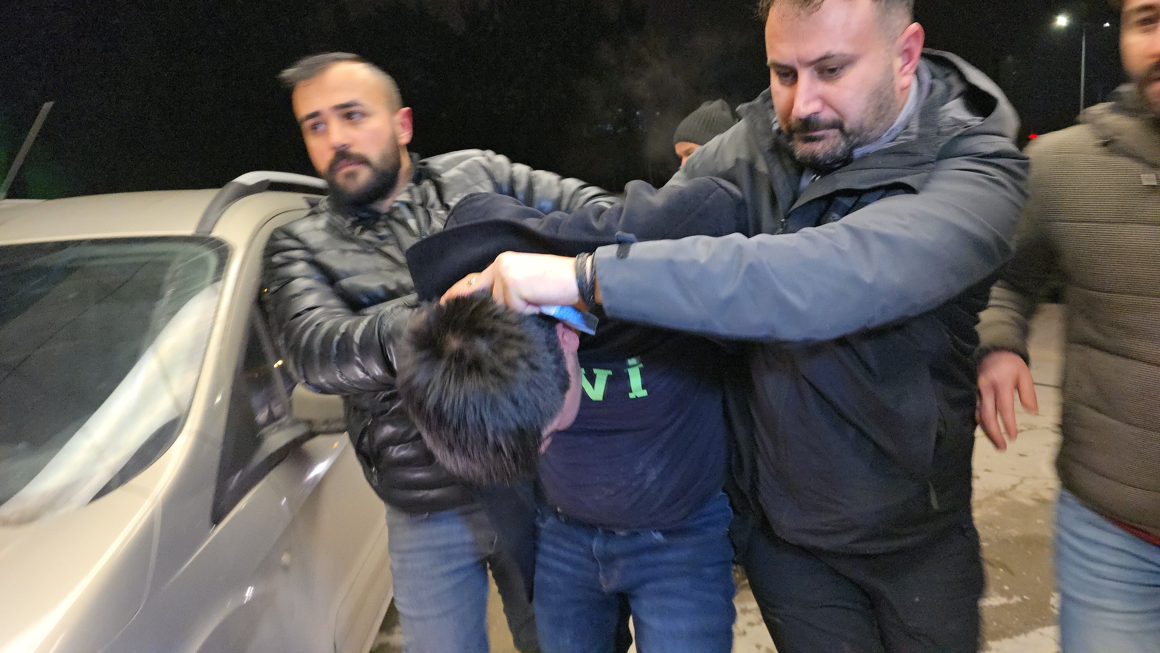 Karabük'te Afgan Uyruklu Zanlı, Kardeşi Ve Yengesinin Hayatına Son Verdi (1)