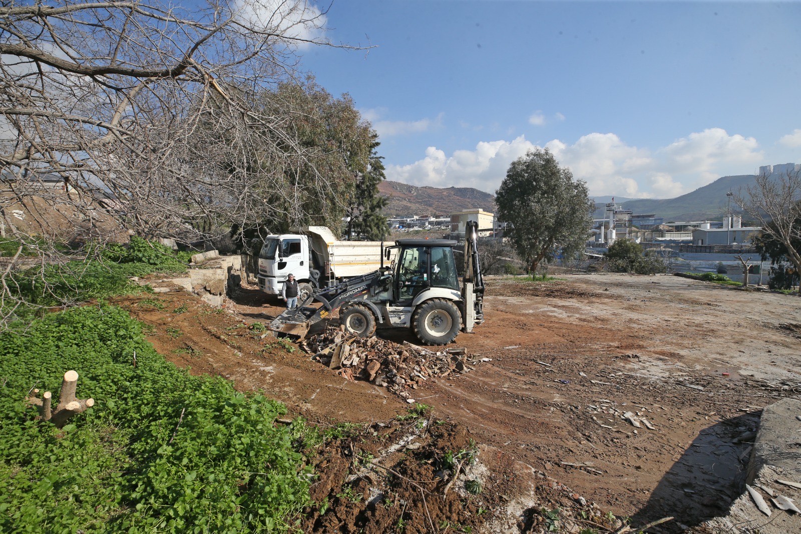 Karşıyaka’da Örnek Hayvan Yaşam Merkezi Için Çalışmalar Başladı (5)