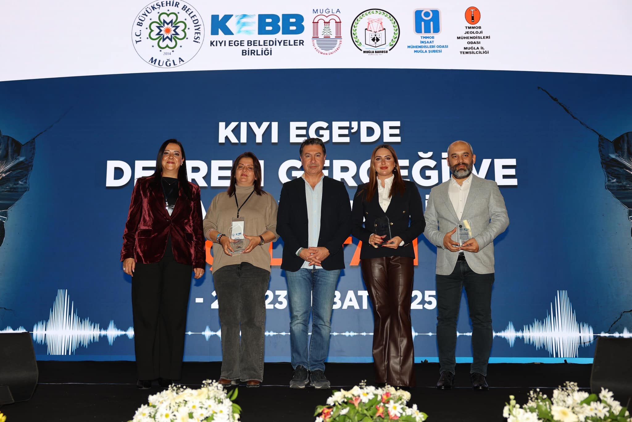 Kıyı Ege’de Deprem Gerçeği Ve Afet Yönetimi Çalıştayı Tamamlandı. Çözüm Önerileri Ve Yol Haritası Belirlendi (5)