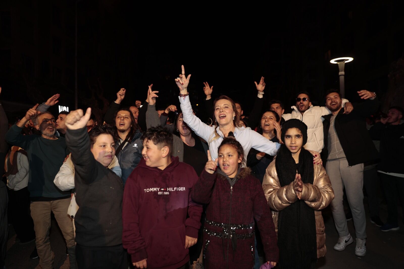 Konak'ta Love Fest Rüzgarı Esti (8)