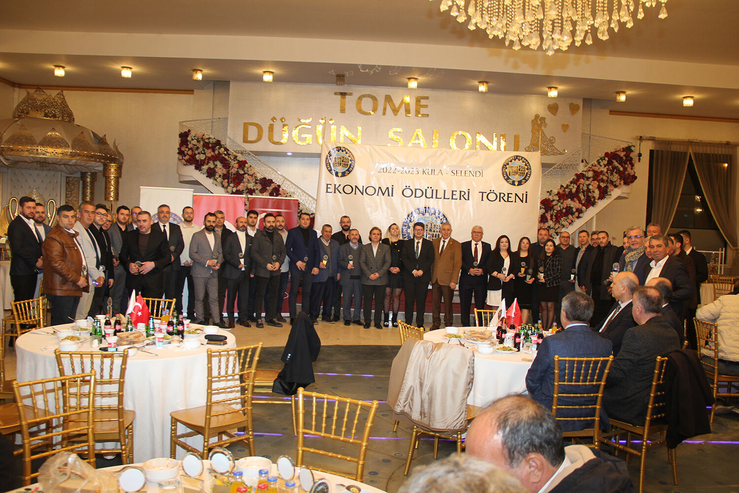 Kula Ve Selendi’nin Başarılı Iş Insanları Ödüllendirildi (3)