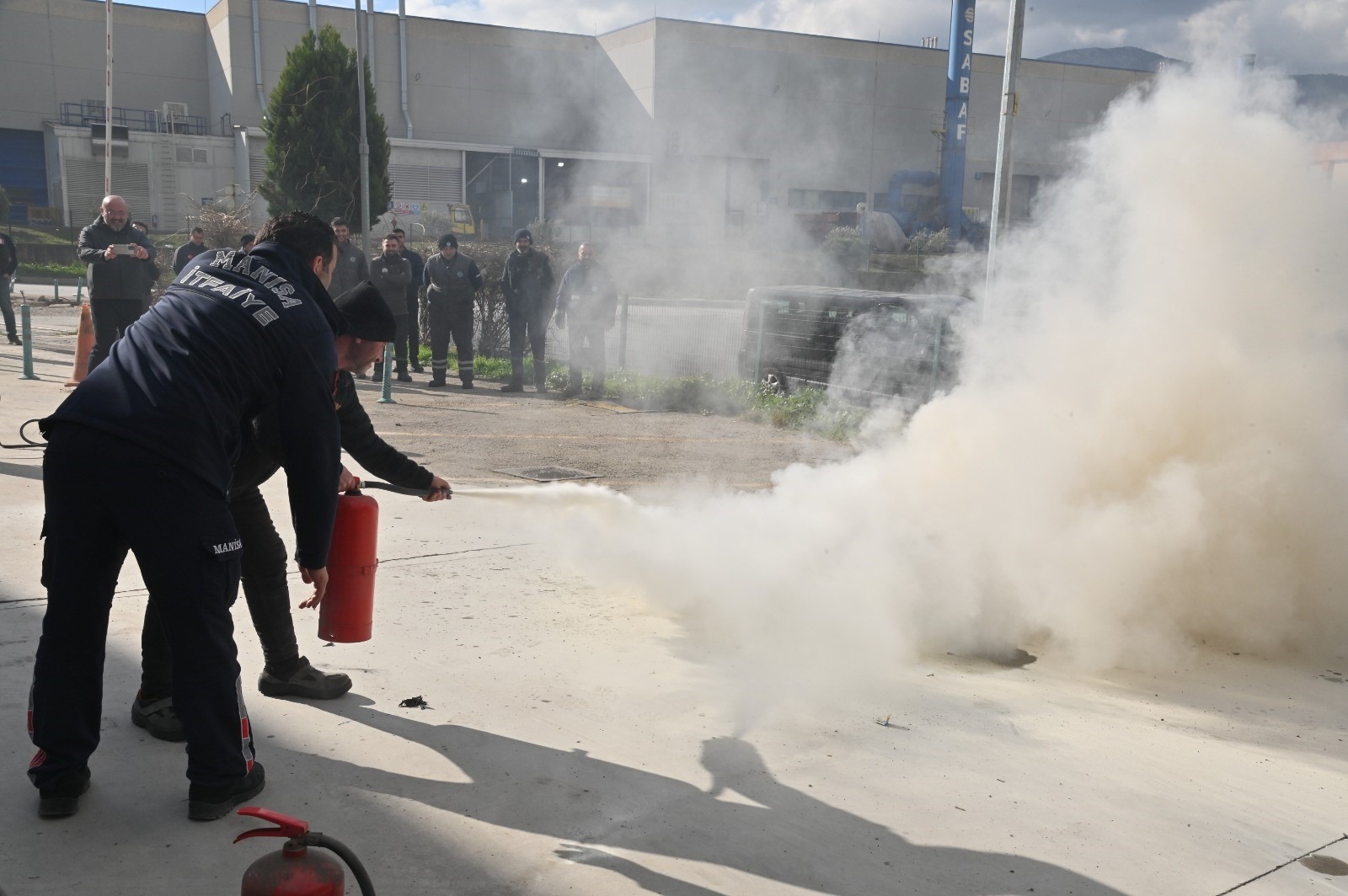 Manisa'da Çalışanlara Yangın Eğitimleri Verildi