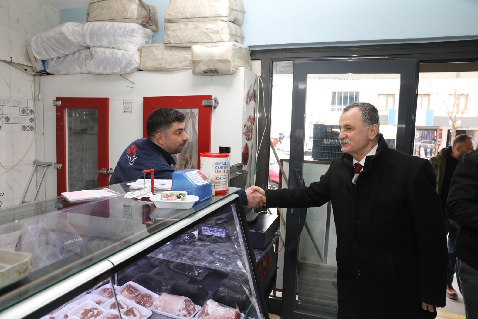 Manisa'nın Akgedik Mahallesi'ne Pazaryeri Ve Taziye Evi Geliyor (4)
