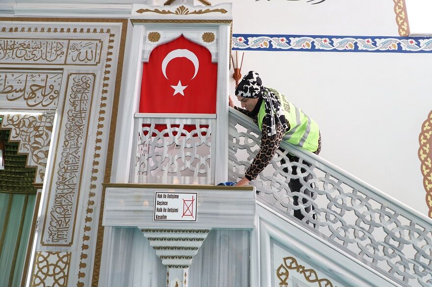 Menderes Belediyesi'nden Ramazan Öncesi Cami Temizliği (3)