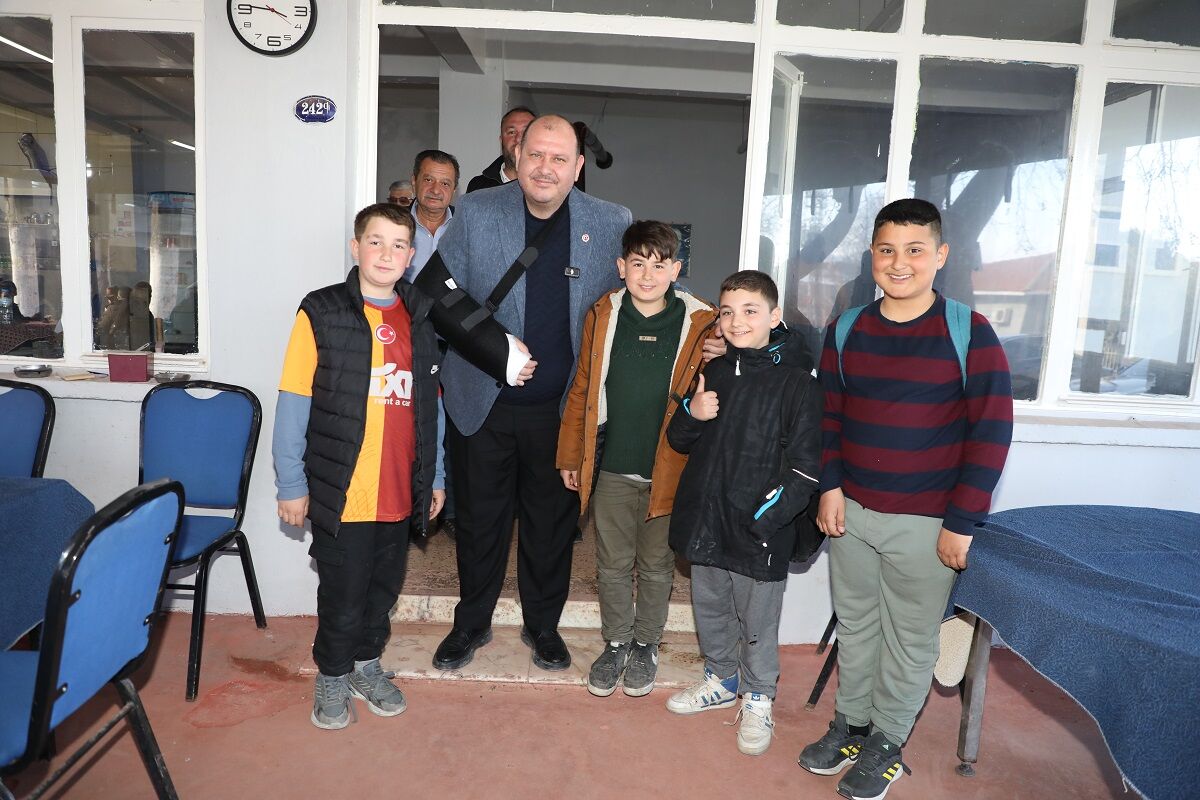 Menderes'in 44 Mahallesine Başkan İlkay Çiçek'ten Ziyaret (4)