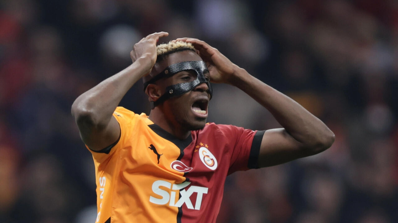 osimhen-fenerbahce-galatasaray-macinda-oynayacak-mi-ne-zaman-donecek-1