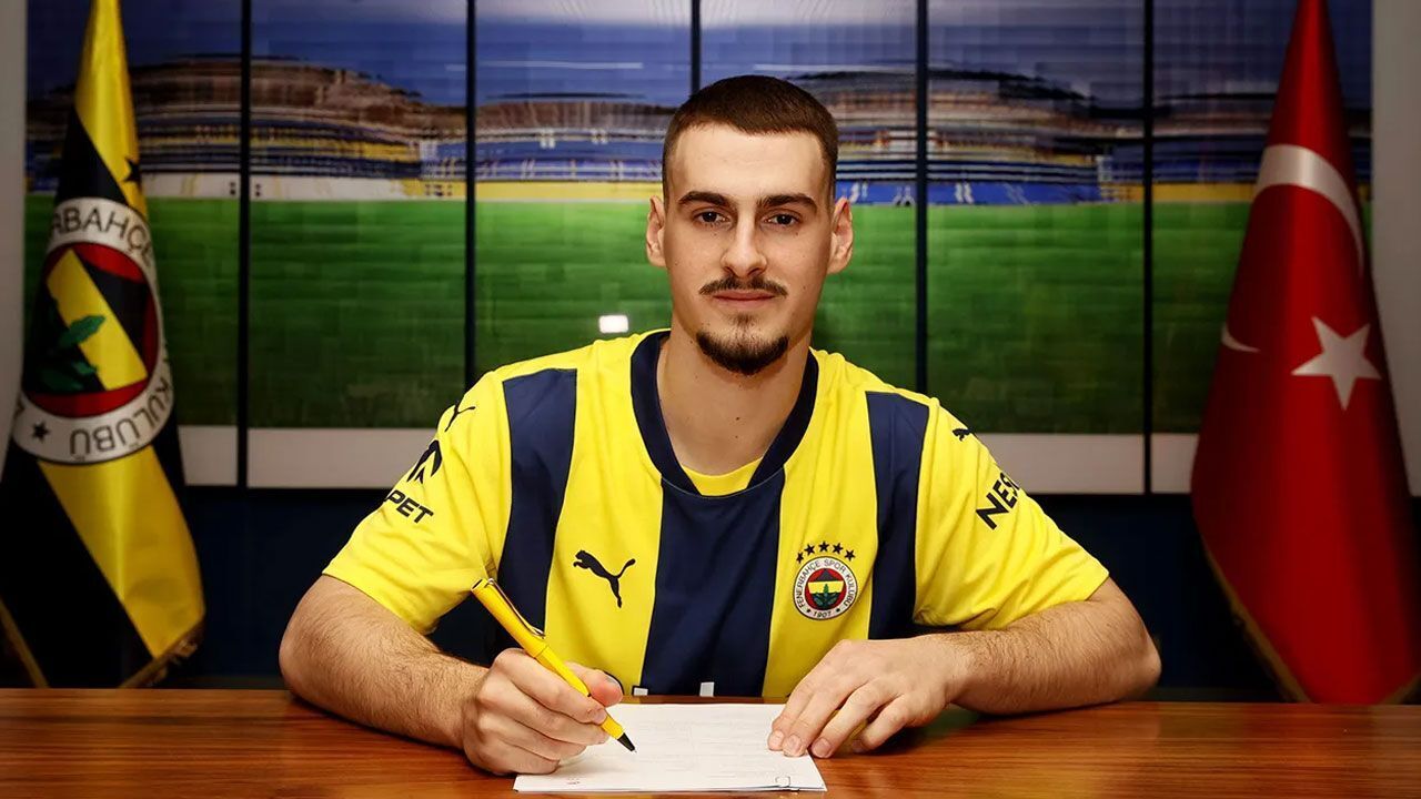 Ognjen Mimovic, Fenerbahçe'ye Geldiği Gibi Gidiyor! (2)