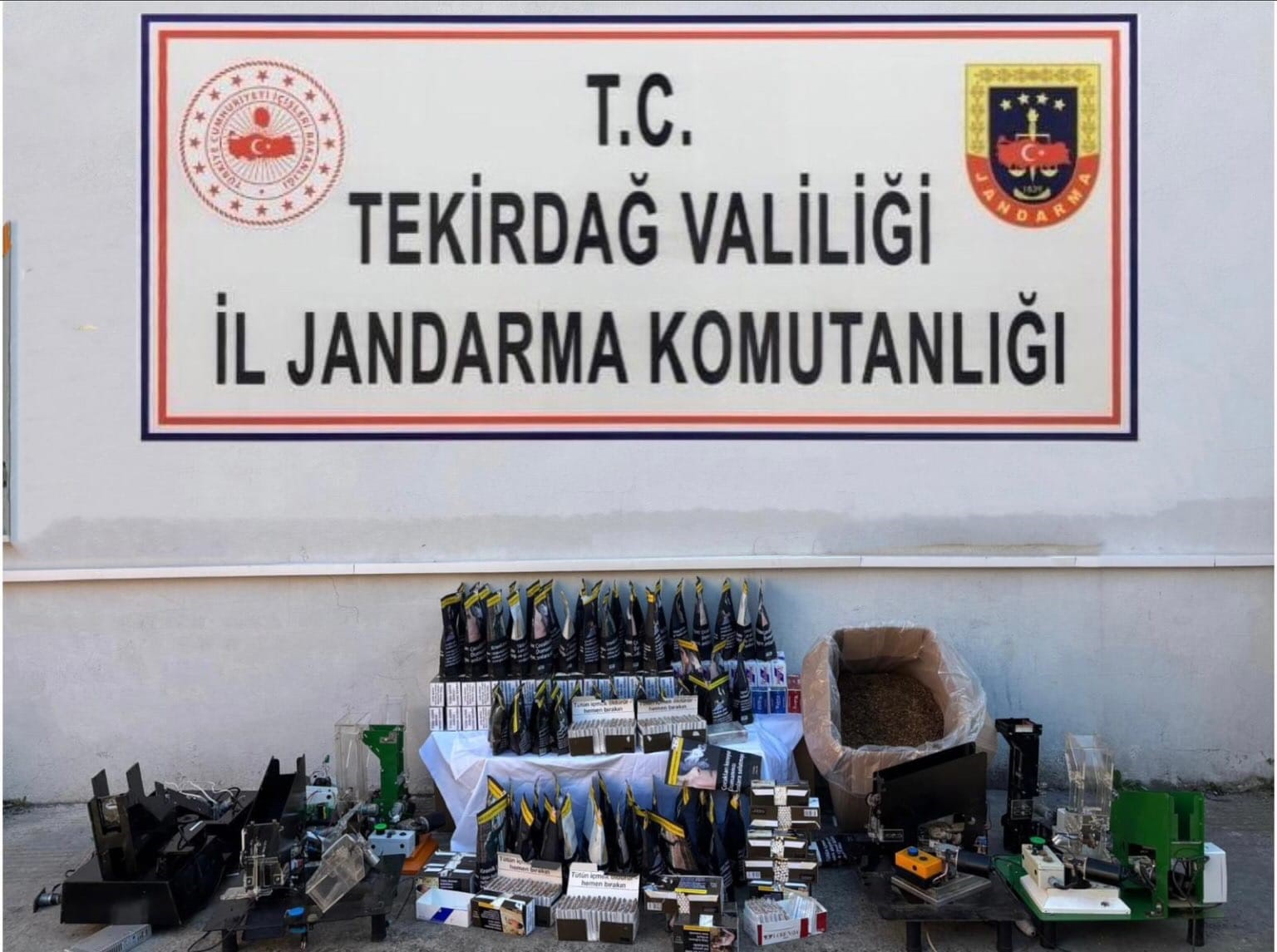 Tekirdağ'da 5 Bin Litre Etil Alkol Ele Geçirildi (2)
