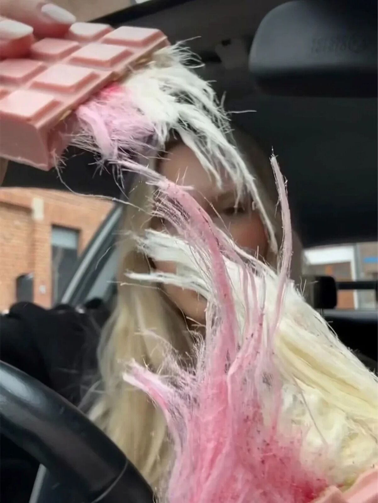 Tiktok’ta Yeni Çikolata Çılgınlığı! Dubai Çikolatasını Solladı (1)