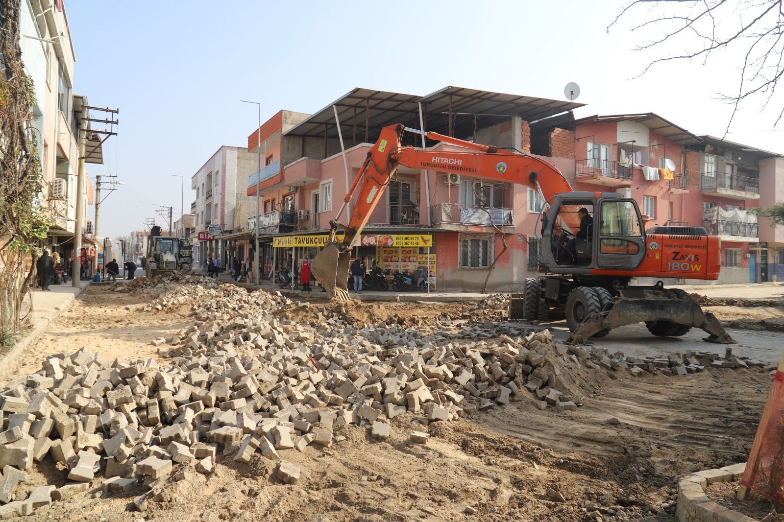 Turgutlu Belediyesi'nden 11 Kırsal Mahallede Yol Düzenlemesi (2)