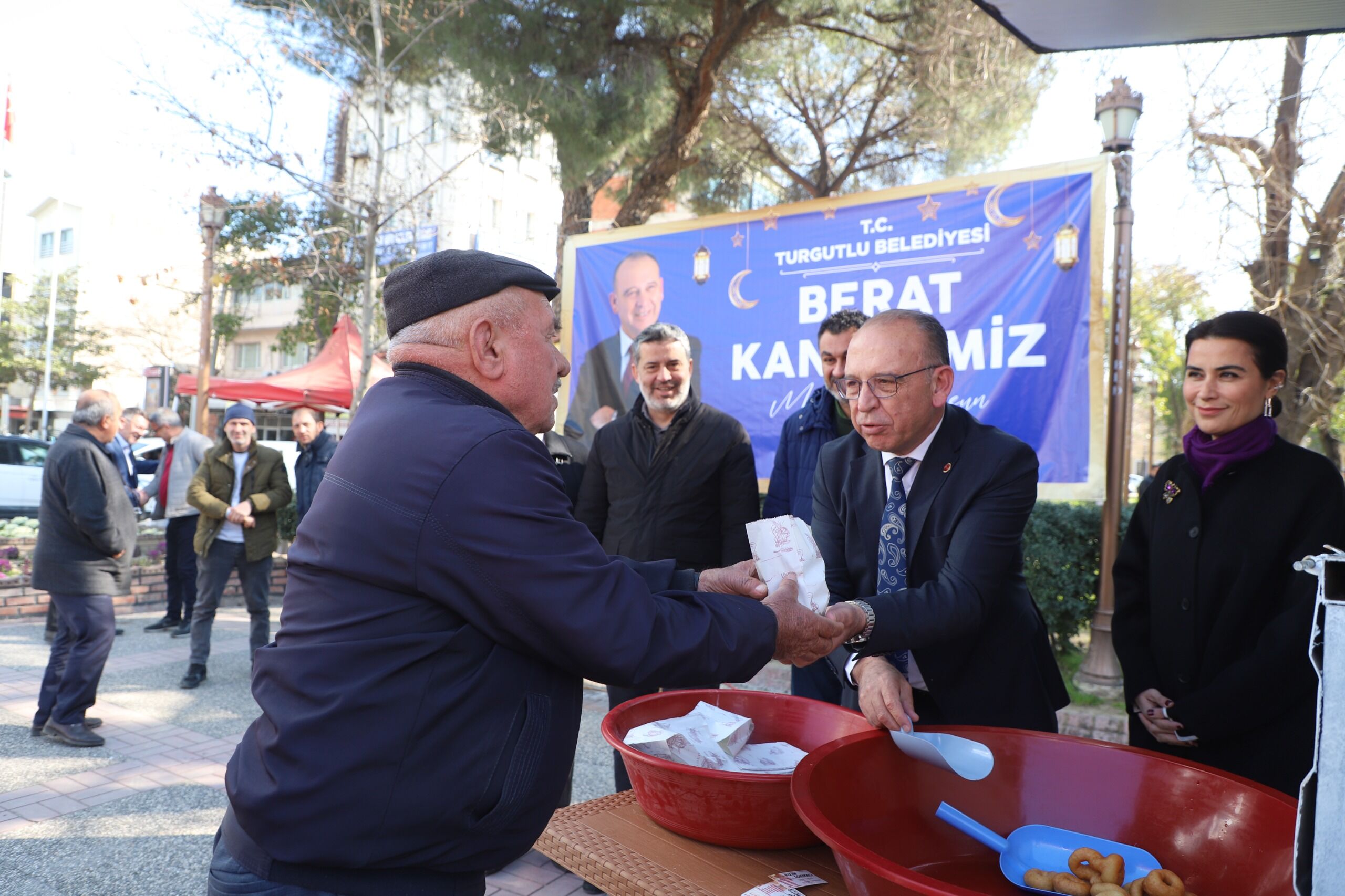 Turgutlu Belediyesi'nden Berat Kandili’ne Özel Lokma Ikramı (3)