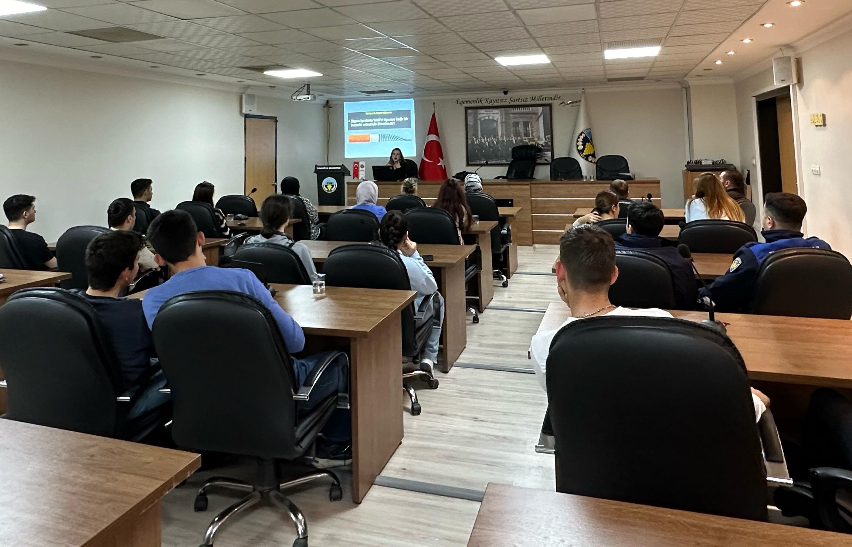 Turgutlu Belediyesi'nden Personeline Farkındalık Eğitimi (4)