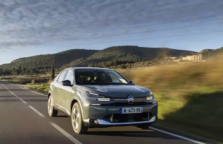 Yenilenen Citroën C4 Ve C4 X Türkiye’de Satışa Çıktı (3)