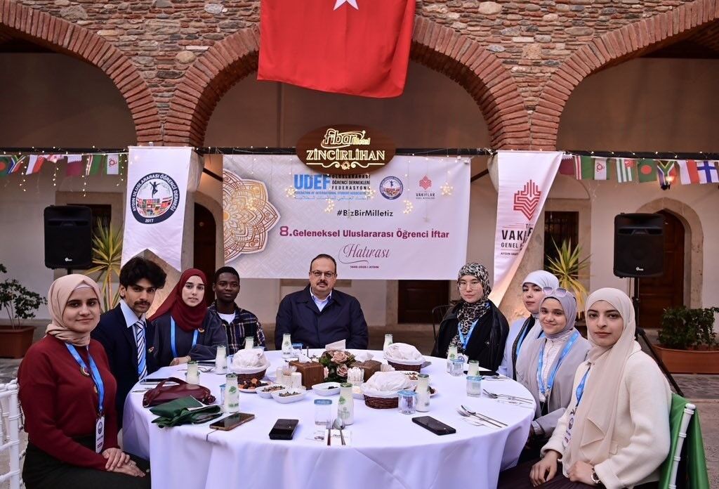 Aydın’da 60 Ülkeden Öğrenci Geleneksel Iftarda Buluştu 1