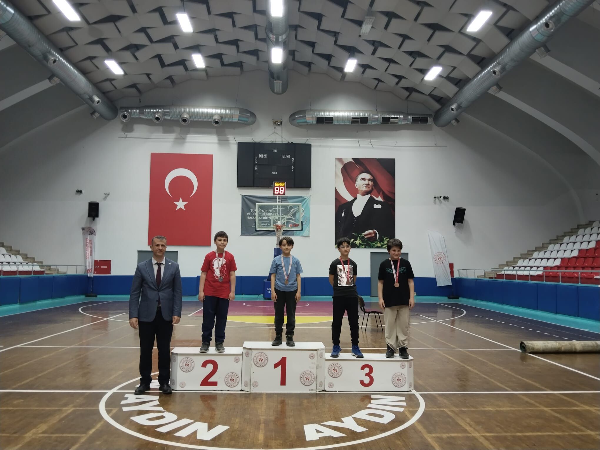 Aydın'daki 8 Mart'a Özel Yapılan Hemsball Turnuvası Sonuçlandı (2)