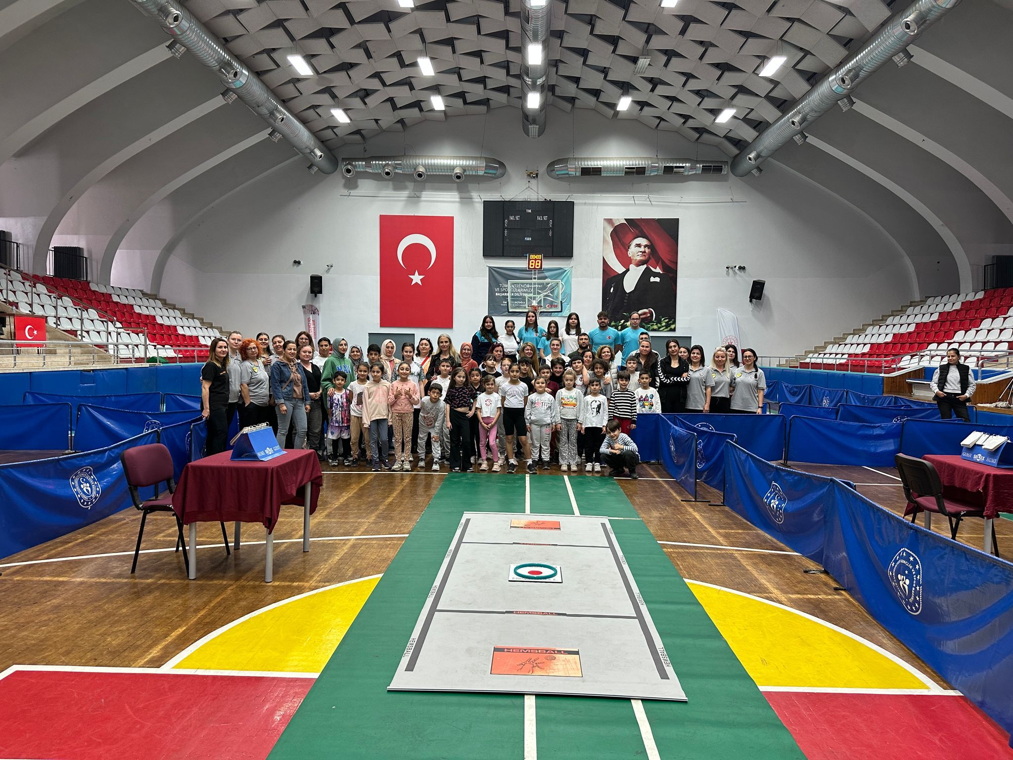 Aydın'daki 8 Mart'a Özel Yapılan Hemsball Turnuvası Sonuçlandı (3)