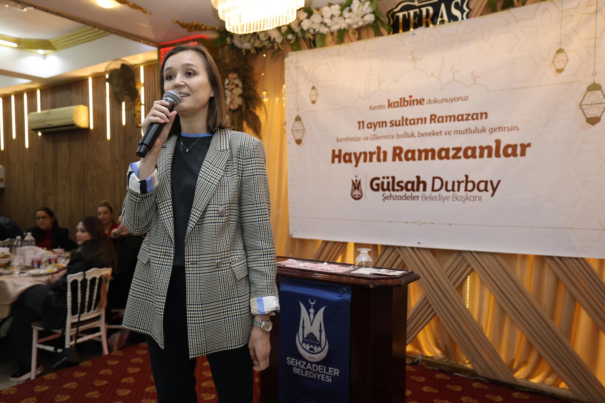 Başkan Gülşah Durbay, Personeli Ile Iftar Yaptı (2)
