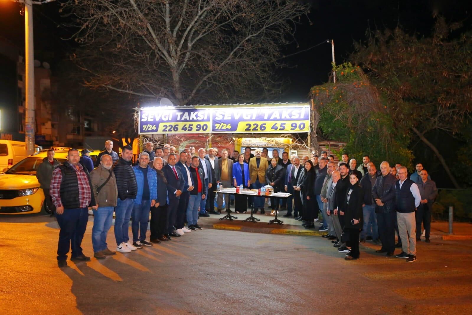 Başkan Kınay, Sahurda Taksicilerle Buluştu Siz Karabağlar’ın Kalbisiniz (3)