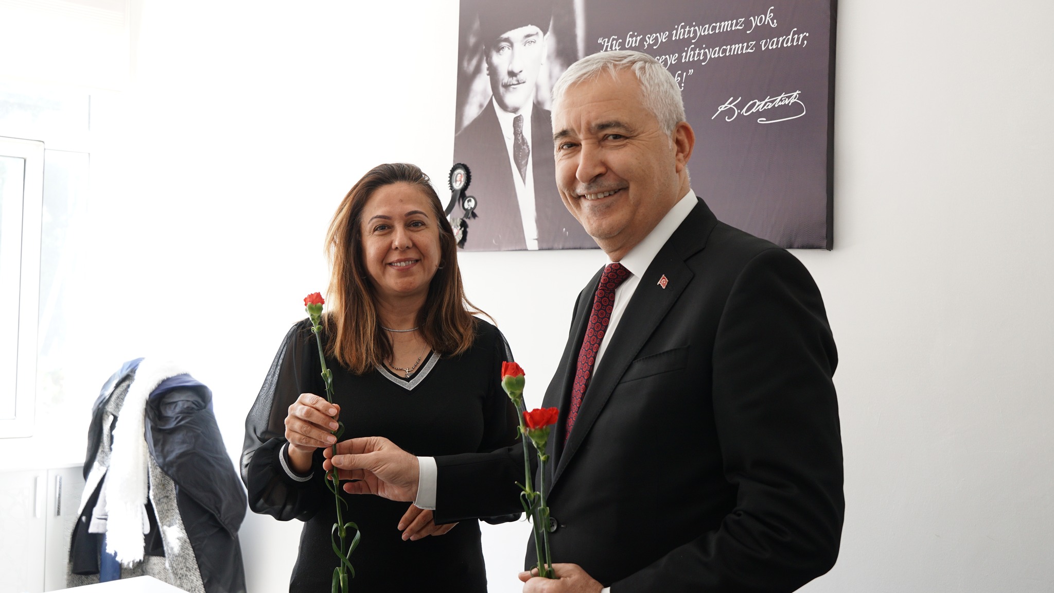 Başkan Mehmet Türkmen “8 Mart, Kadınların Seslerini Duyurabilecekleri Gündür (1)