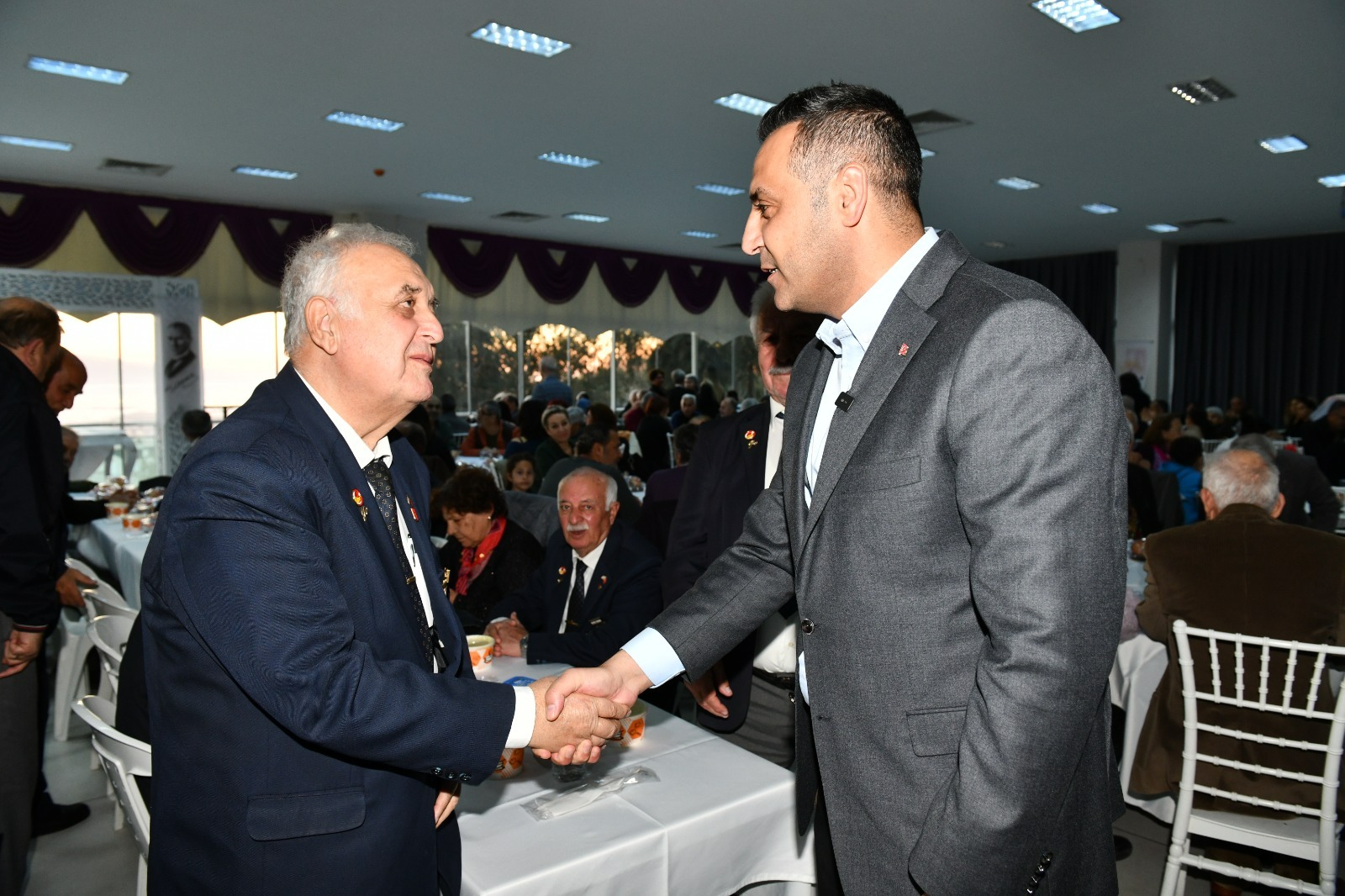 Başkan Yıldız, Şehit Ve Gazi Yakınlarıyla Iftarda Bir Araya Geldi (2)