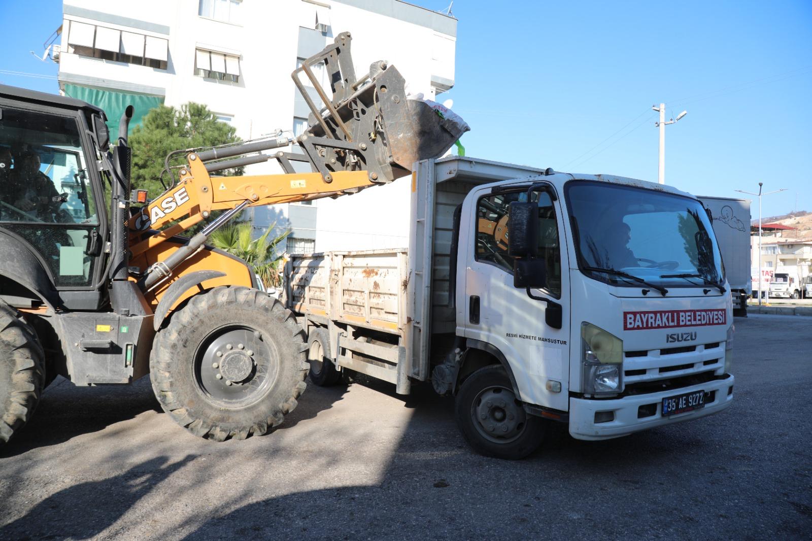 Bayraklı’da Temizlik Seferberliği (8)