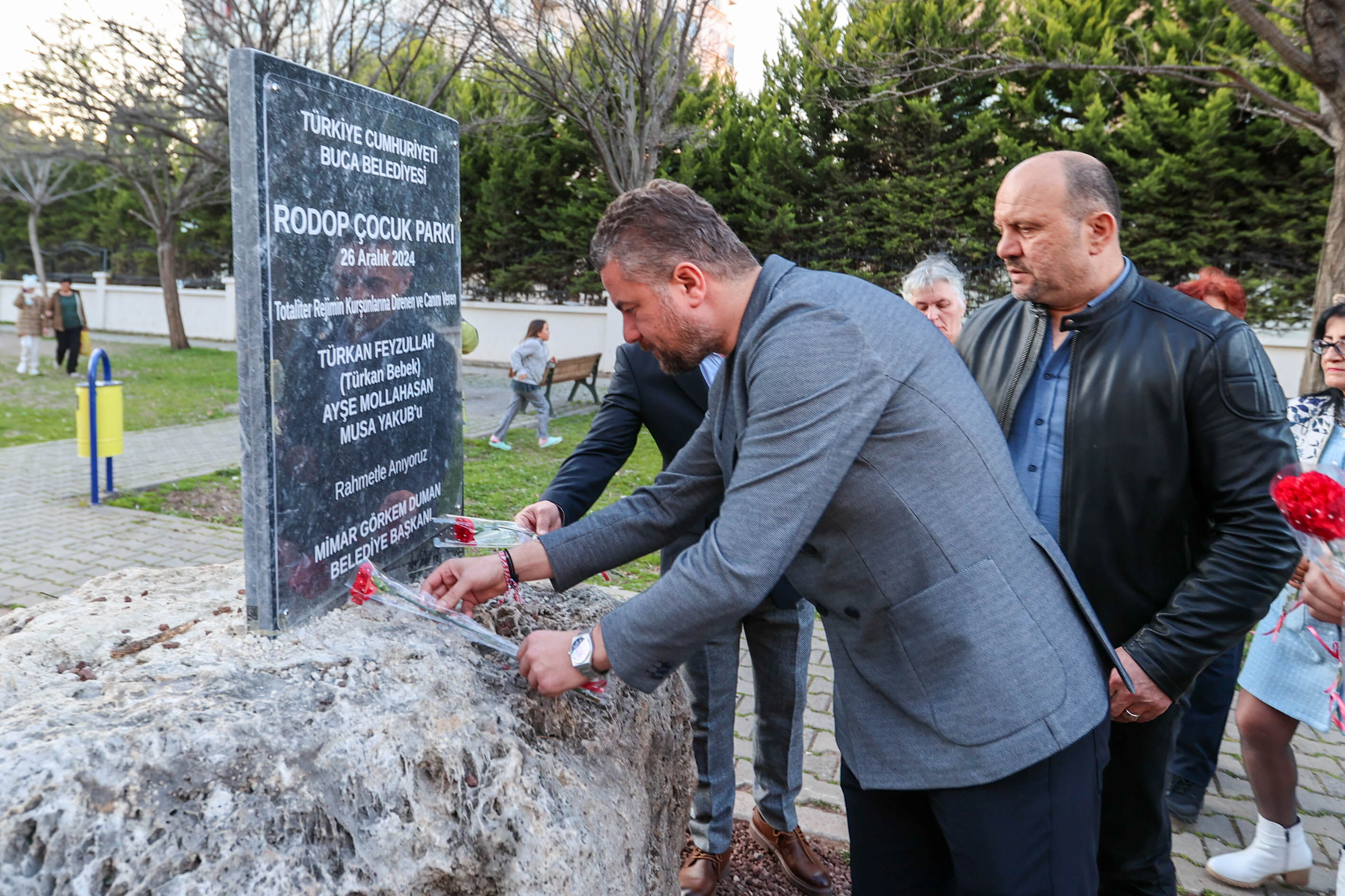 Buca’da Marteniçka Etkinliği Bereketin Ve Kardeşliğin Sembolü Ağaçlara Asıldı (2)