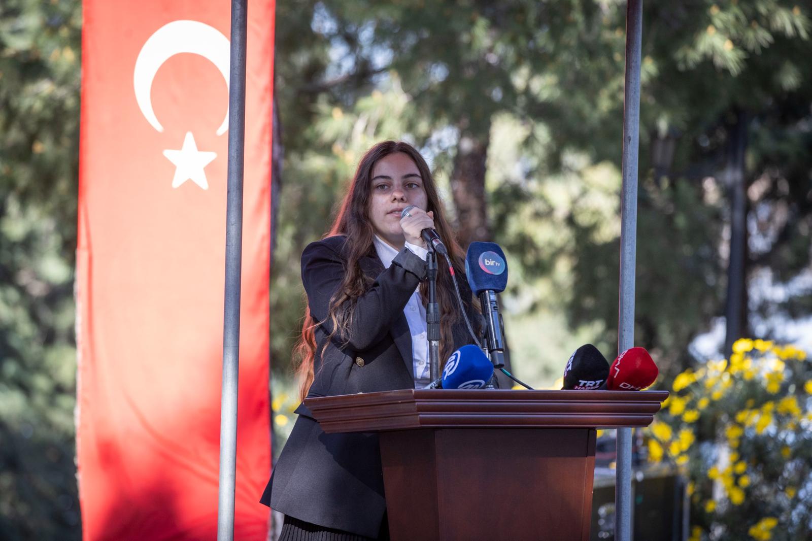 Çanakkale Zaferi’nin 110. Yılında Kadifekale Şehitliği'nde Anlamlı Tören5