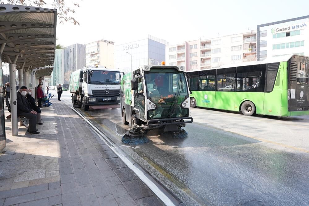 Denizli Büyükşehir Belediyesi Şehri Pırıl Pırıl Yapıyor