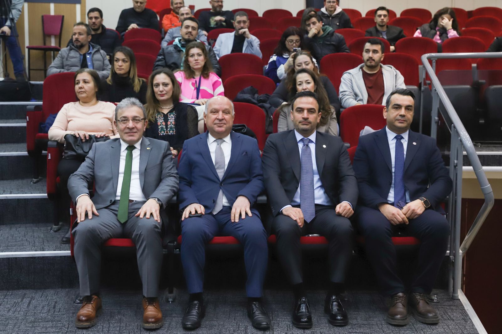 Deü’de 1.750 Öğrenciye Iş Imkanı Sağlayan İşkur Kurası Gerçekleştirildi (1)