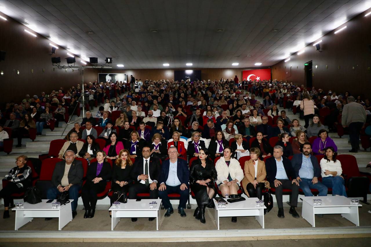 Edremit’te Sarıkız Efsanesi, Müzikli Tiyatro İle Sahnelendi (2)